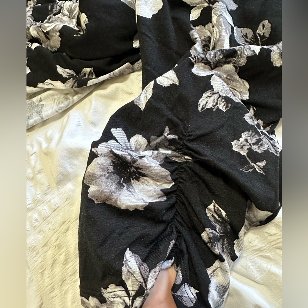 🖤MAURICE’S Black & White Floral Cardigan 3X NWT - Picture 7 of 12